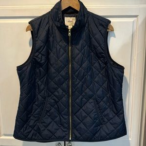 Old Navy quilted vest, navy size XL